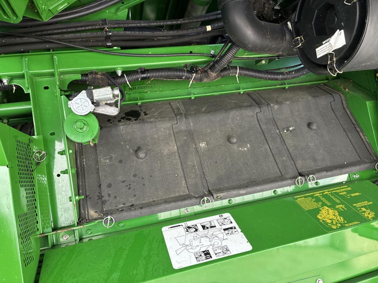 2015-john-deere-s670-image-53