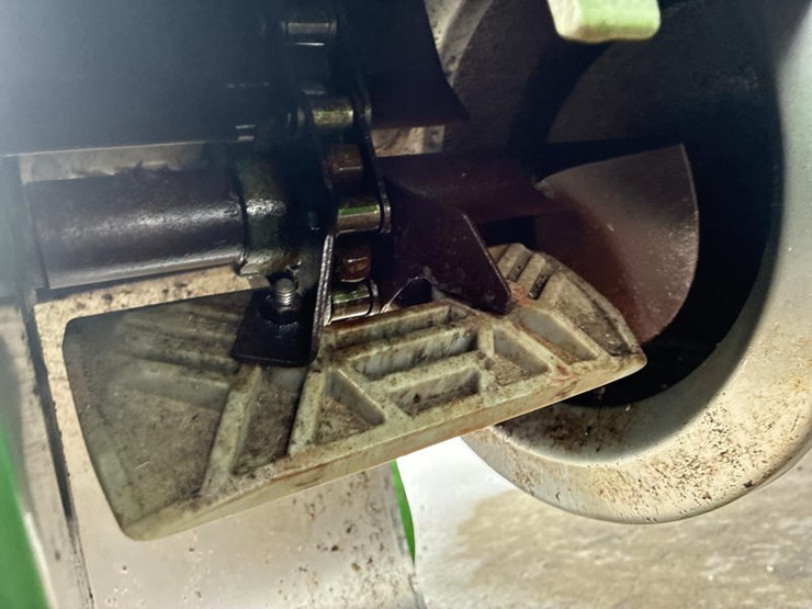 2004-john-deere-9660-sts-image-78