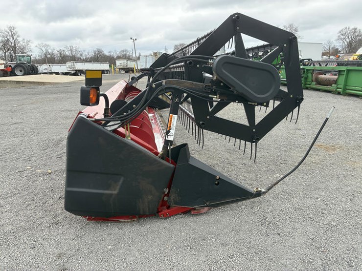 2005-case-ih-1020-image-1