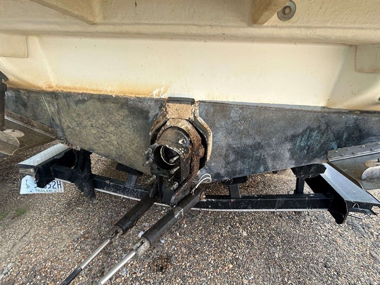 sea-ray-270-sundancer-boat-image-20