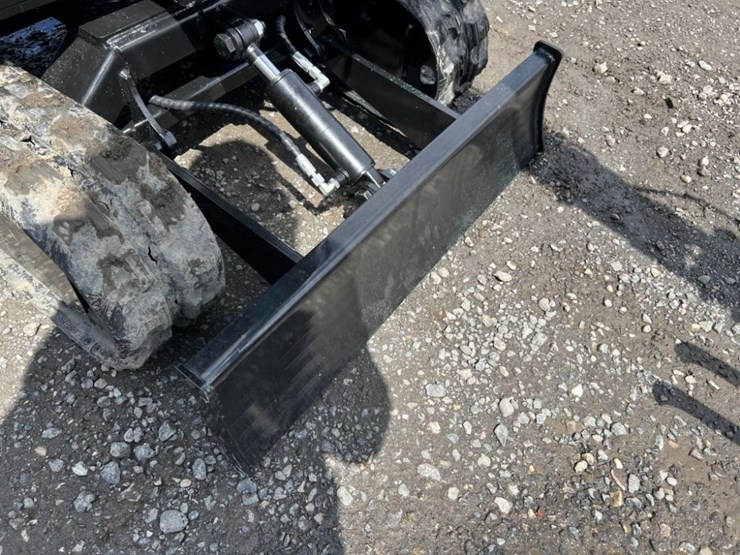 2026-cfg-industry-mh12rx-image-11