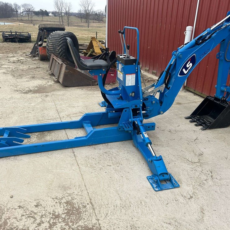 2025 LS LB2100 backhoe attachment