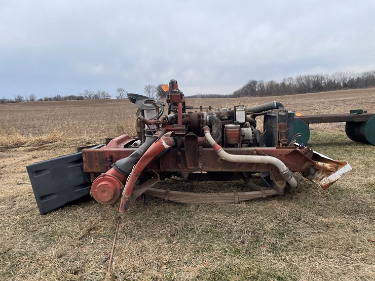 #4226-•-mack-midliner-6-cylinder-diesel-engine-image-4