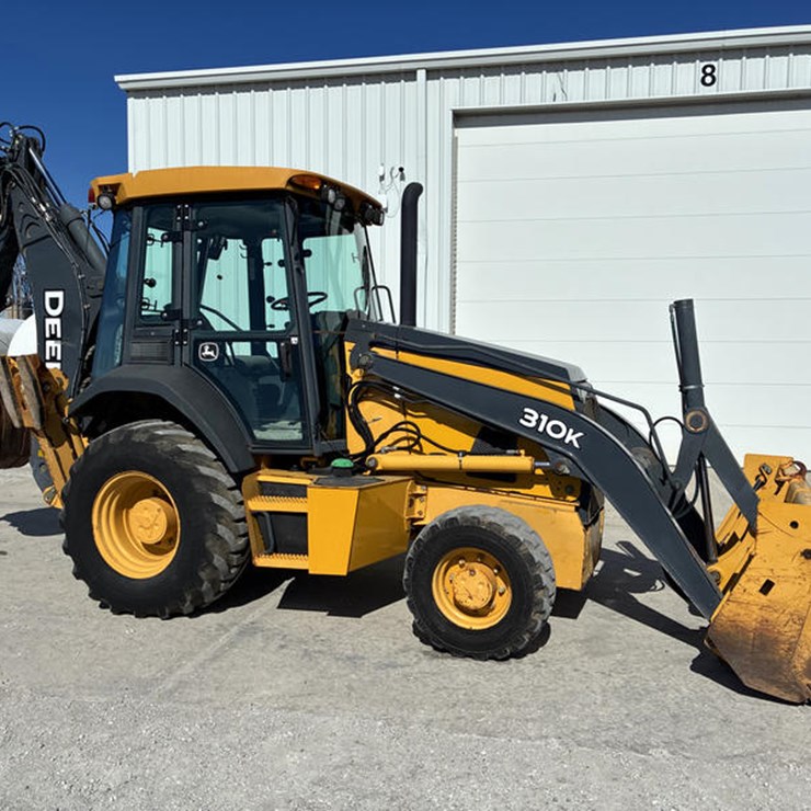 #5008 • 2013 JD 310K #1T0310KXKDE239768