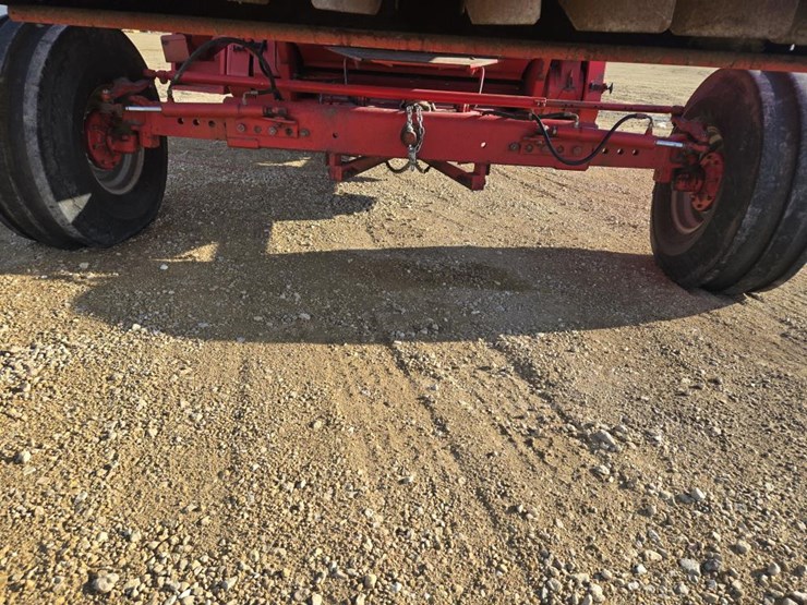 massey-ferguson-850-image-10