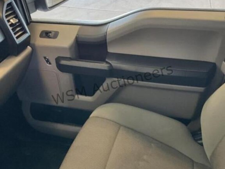 2015-ford-f150-image-21