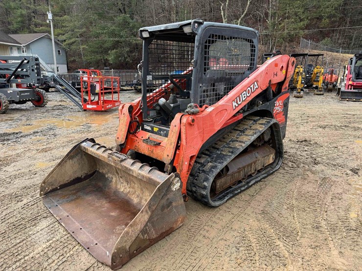 2017-kubota-svl75-2-image-1