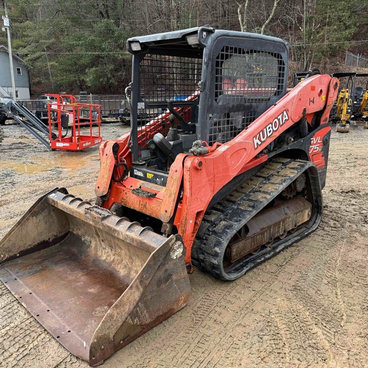 2017 KUBOTA SVL75-2