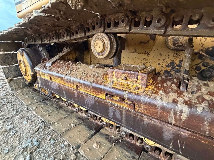 2007-caterpillar-d3g-lgp-image-28