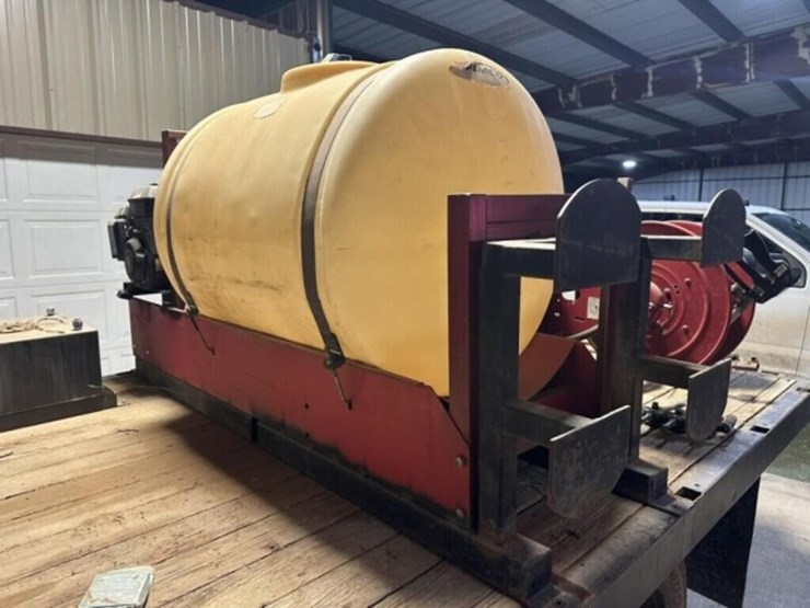 fimco-150-gal.-gas-powered-sprayer-and-reel,-image-2