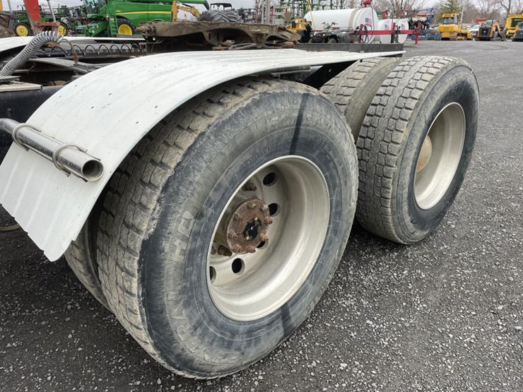 2000-caterpillar-c12-image-15