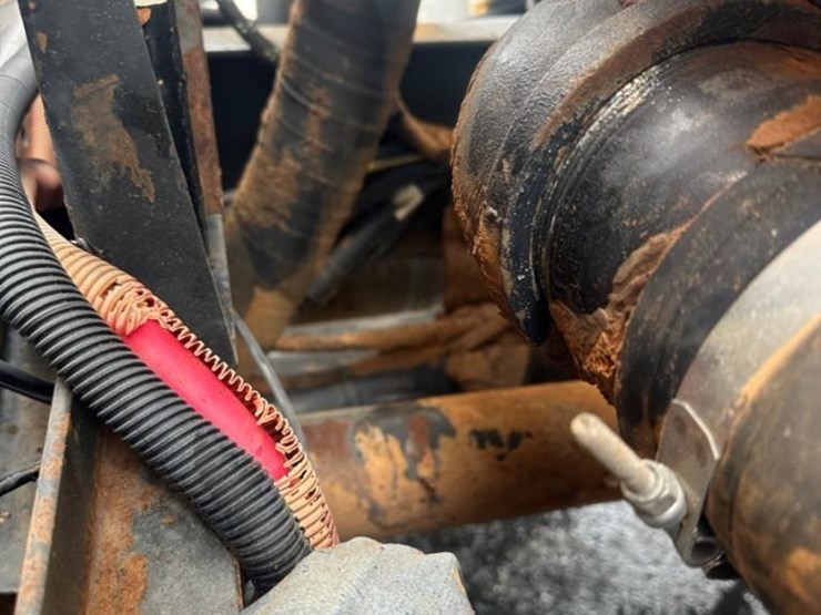 2007-sterling-l9000-4000-gallon-t/a-water-truck-image-31