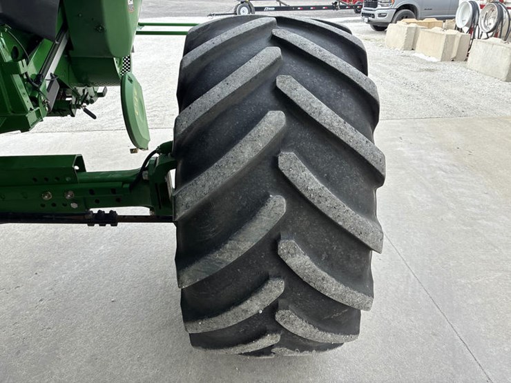 2013-john-deere-s690-image-39
