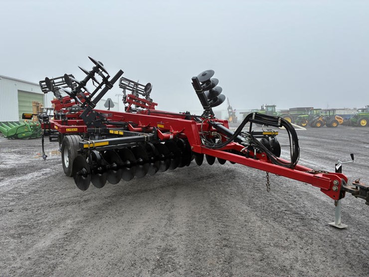 2016-case-ih-ecolo-tiger-875-image-1