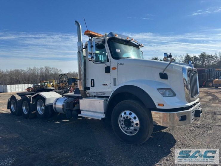 2017-international-hx620-image-6