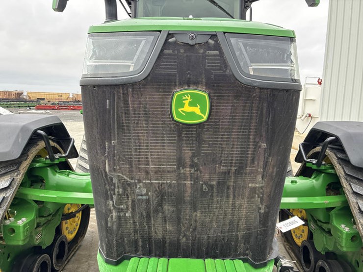 2021-john-deere-8rx-410-image-10