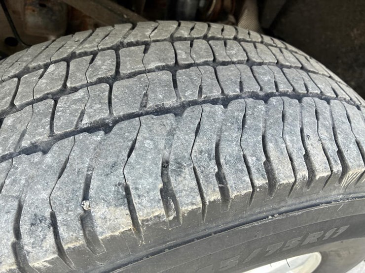 2019-chevrolet-2500-image-30