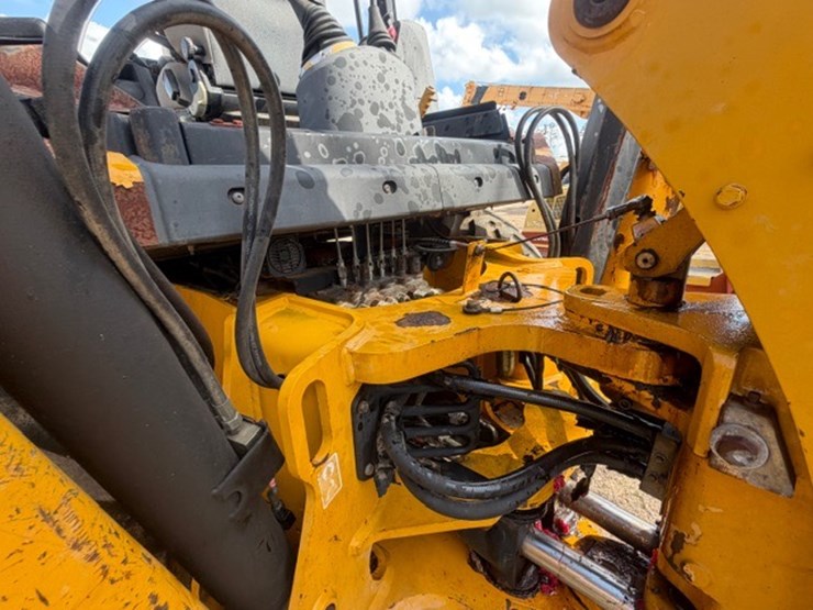 jcb-3cx-image-18