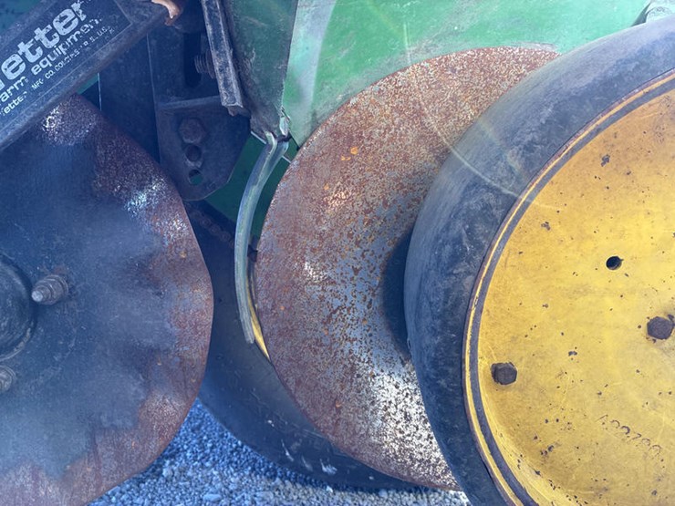 john-deere-7200-image-55