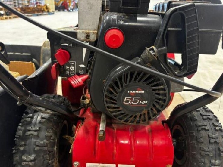 yard-machines-22-in.-snowblower-image-9