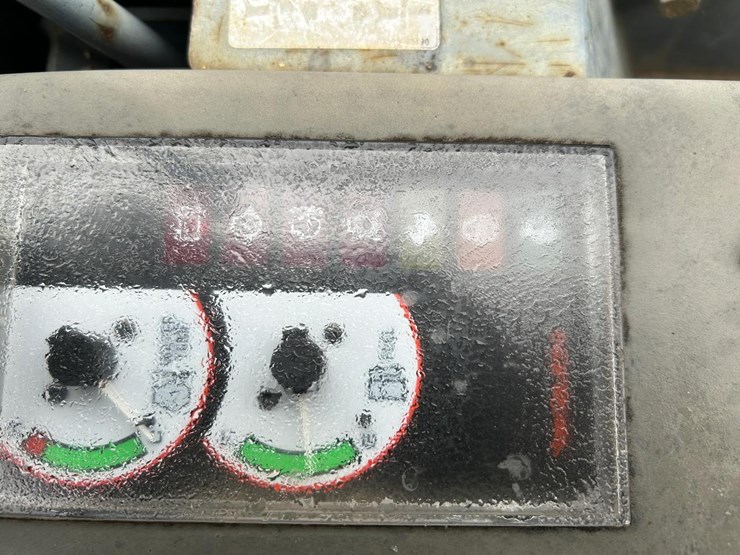 takeuchi-tb250-image-45