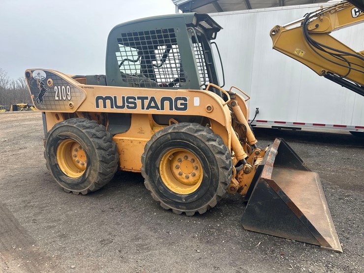 mustang-2109-image-1