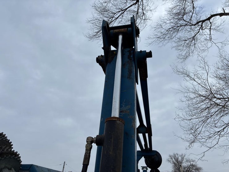 1997-kinze-2600-image-10