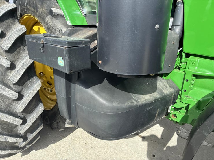 2013-john-deere-8335r-image-21