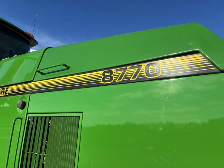 1996-john-deere-8770-image-17