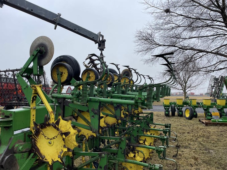 john-deere-85-image-13