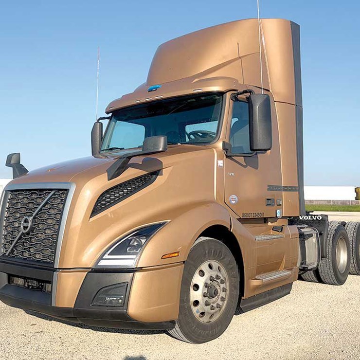 2024 VOLVO VNL300