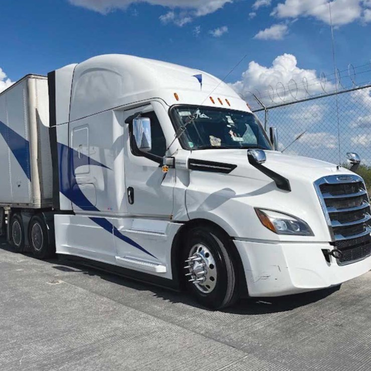 2020 FREIGHTLINER CASCADIA 126