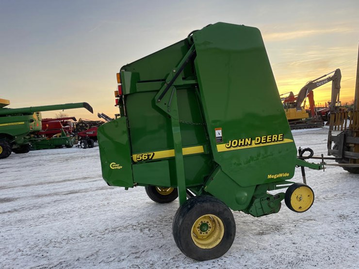 2001-john-deere-567-image-4