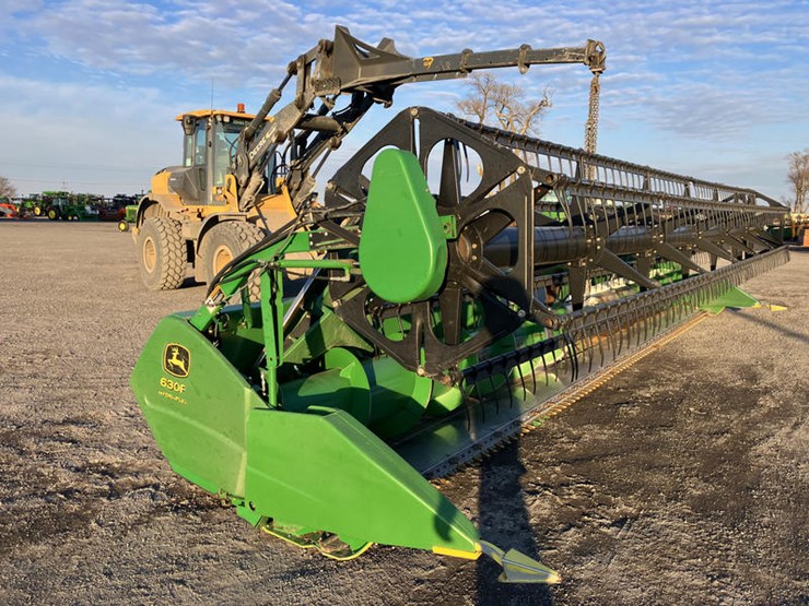 2005-john-deere-630f-image-1