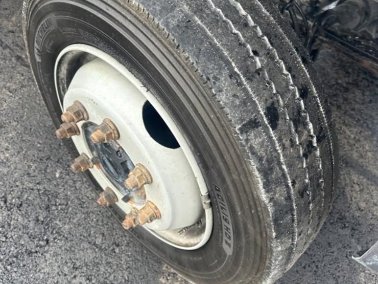 2022-knapheide-11-ft-image-37