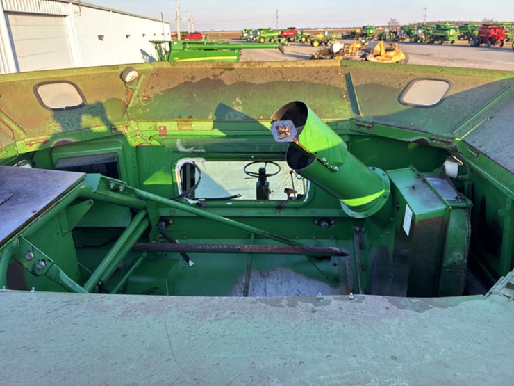 1992-john-deere-9500-image-75