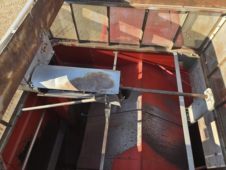 massey-ferguson-850-image-18