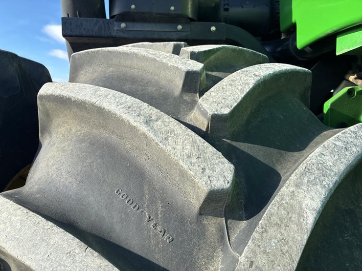 2010-john-deere-9430-image-40