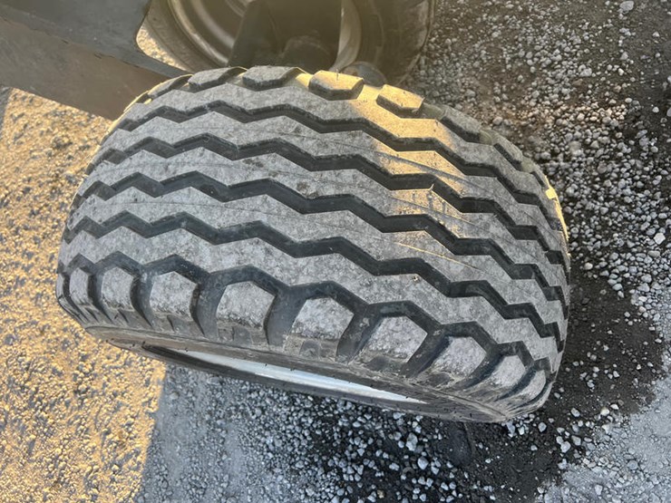 2020-case-ih-true-tandem-335vt-image-14