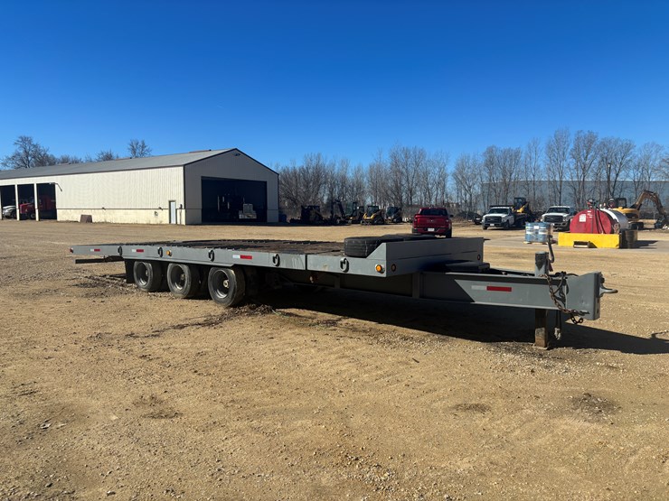 #2320-•-2008-interstate-30'-tri-axle-equipment-trailer-image-1