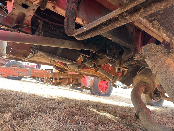1951-mack-fire-apparatus-image-14