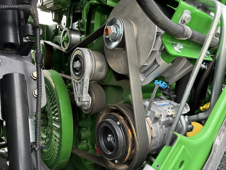 2025-john-deere-9r-590-image-73