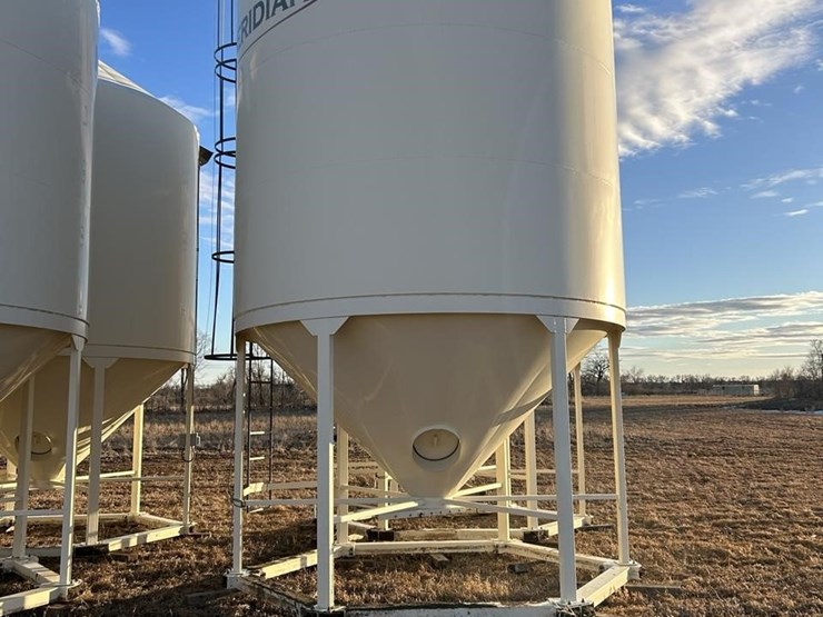 meridian-gm2000-image-1