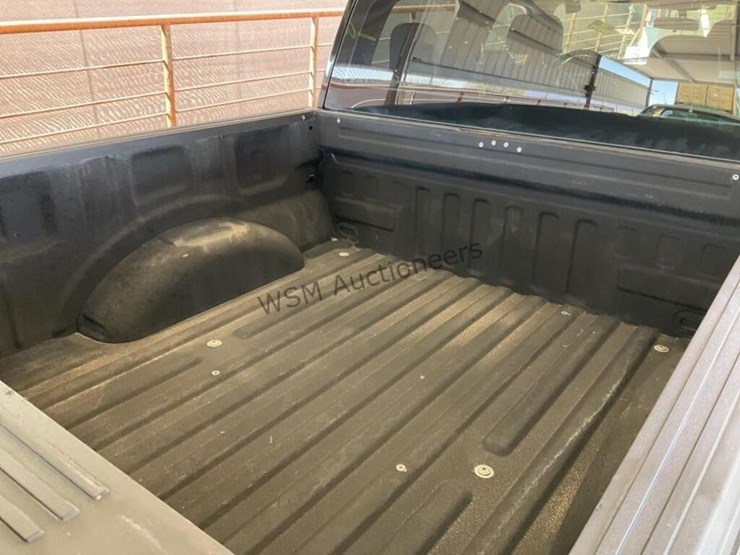 2020-ford-f150-image-9