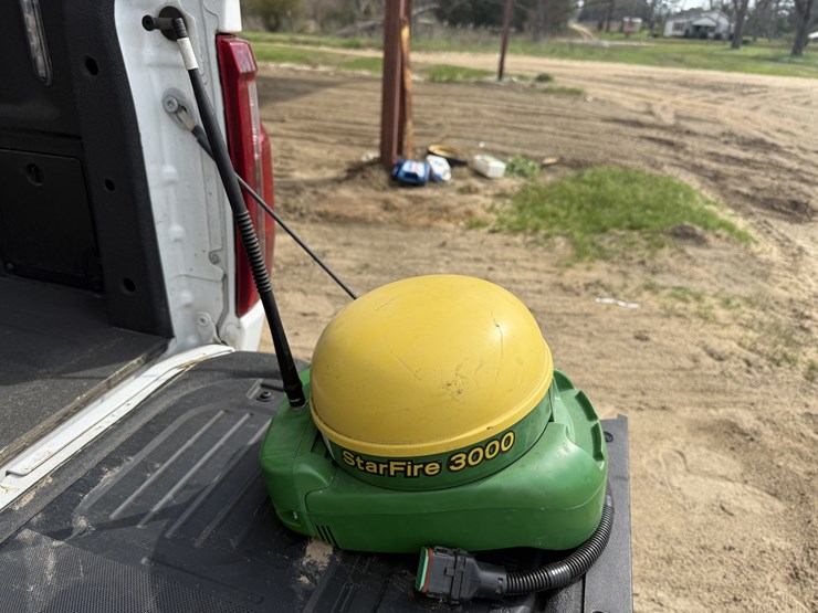 john-deere-starfire-3000-image-1