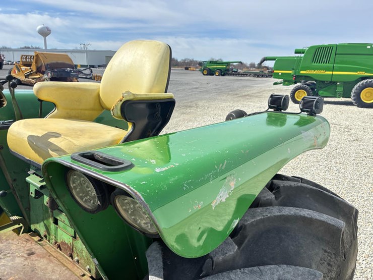 1970-john-deere-4520-image-23