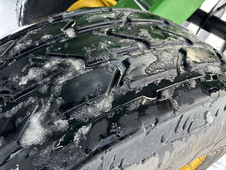 2008-john-deere-637-image-60