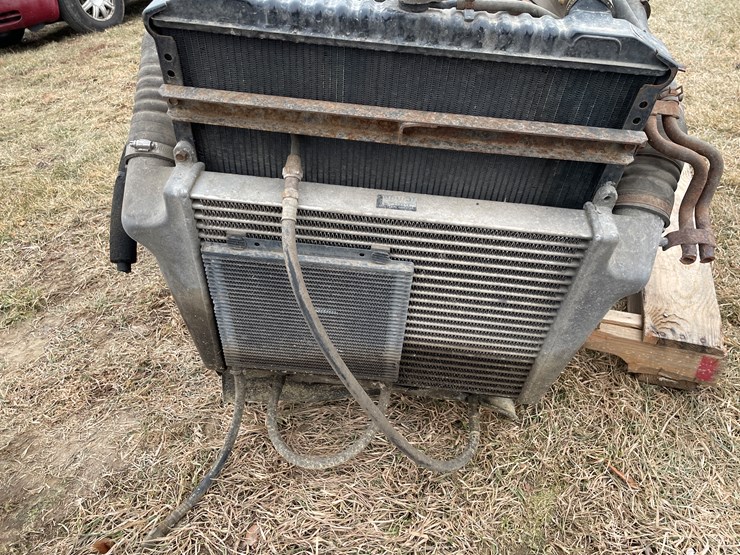 #4227-•-isuzu-4-cylinder-turbo-diesel-engine-image-9