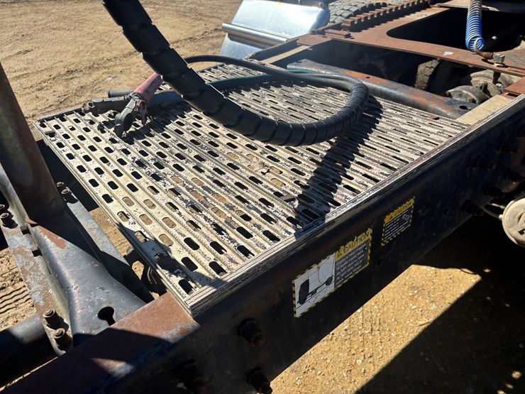 1993-mack-ch600-image-46