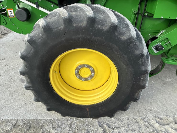 2015-john-deere-s670-image-48